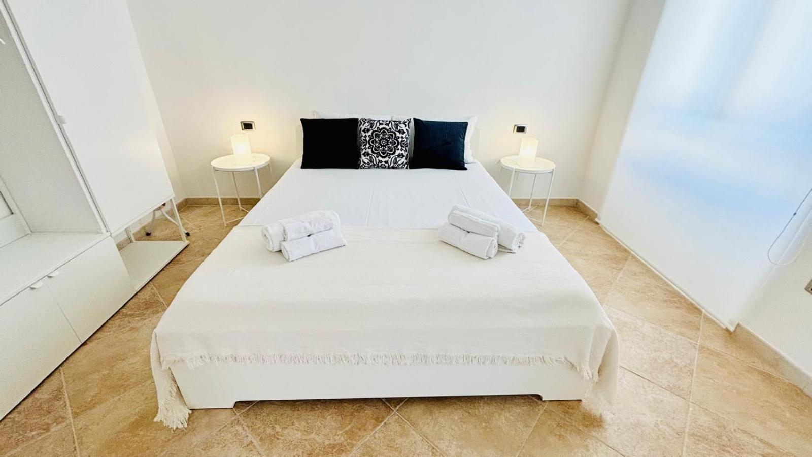 Sunshine Apartment - Appartamento Vicino Al Mare, Cagliari, Sardinia Экстерьер фото