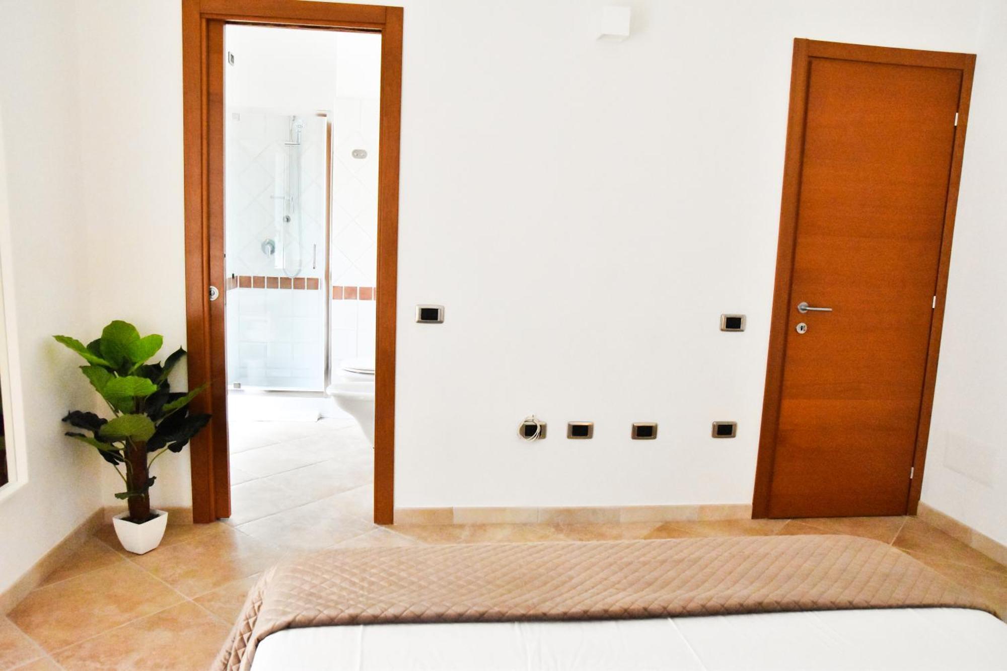 Sunshine Apartment - Appartamento Vicino Al Mare, Cagliari, Sardinia Экстерьер фото